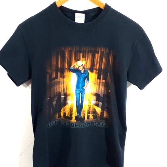 Justin Moore Concert Tee Shirt Size Small "Off The Beaten Path" #B84 - Picture 2 of 8